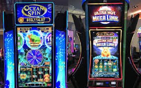 Bangladesh smartphone users exploring xx999 bat slots games categories